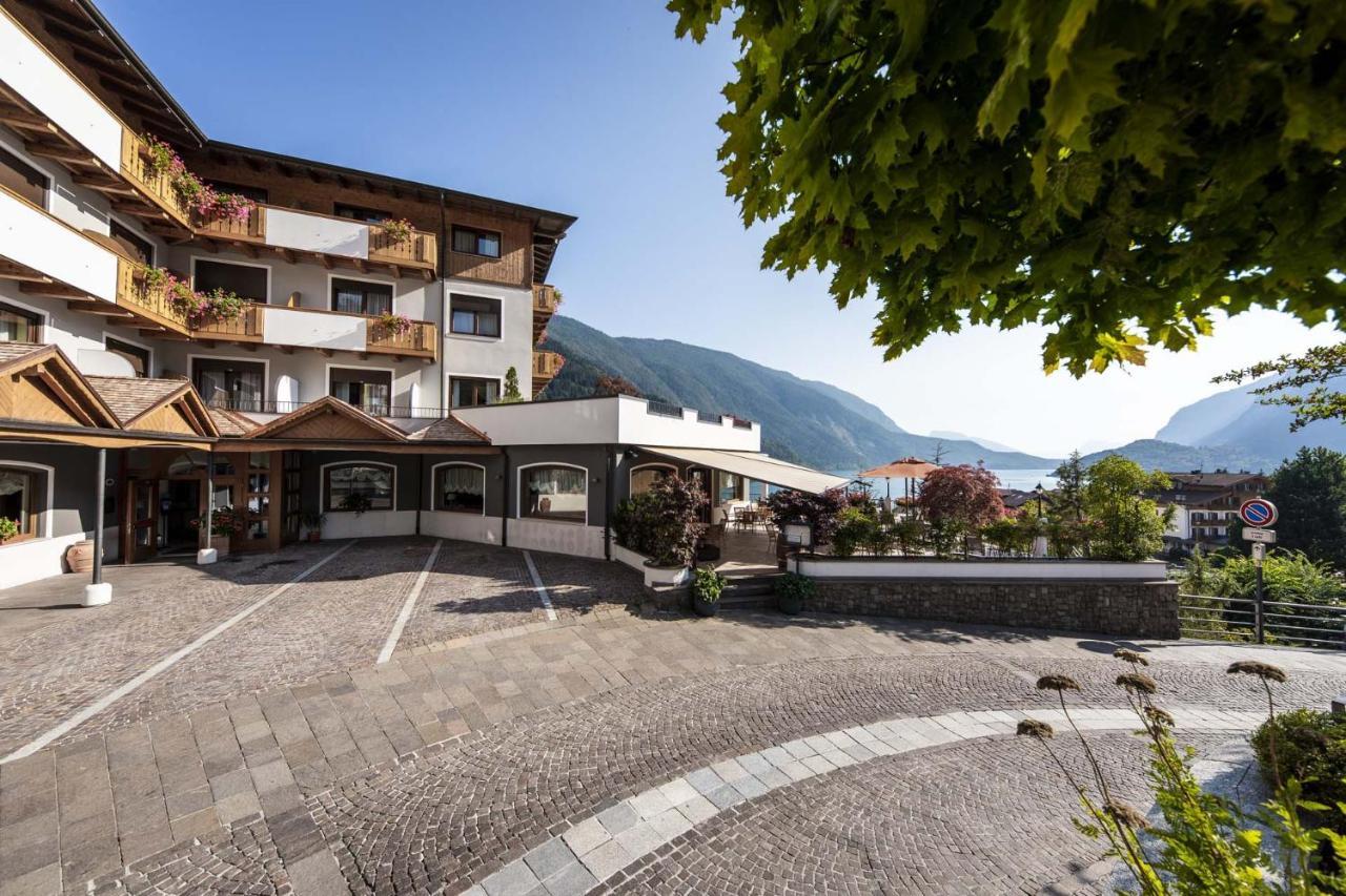 Ariston Lake View Hotel Molveno Extérieur photo